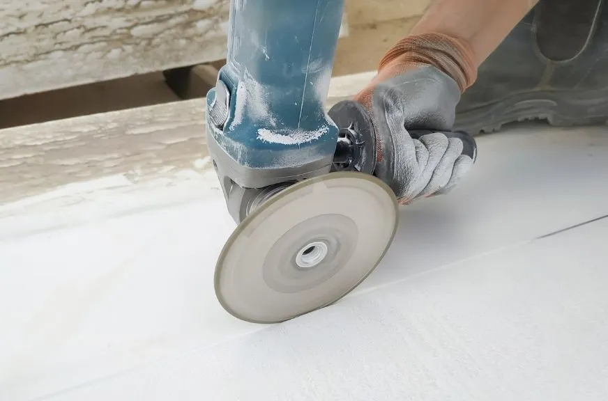 Edremit İlçesinde Mermer ve Granit Mezar Yapımı